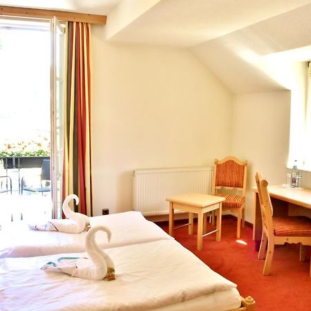 Hotel Alttolkewitzer Hof Dresde Extérieur photo