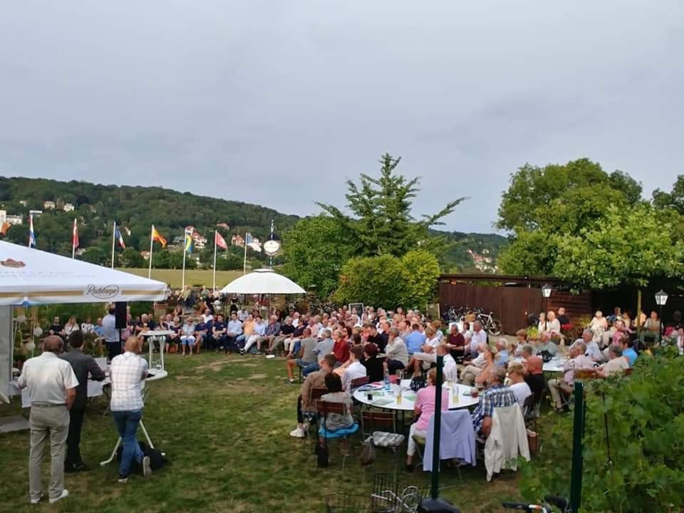 Hotel Alttolkewitzer Hof Dresde Extérieur photo