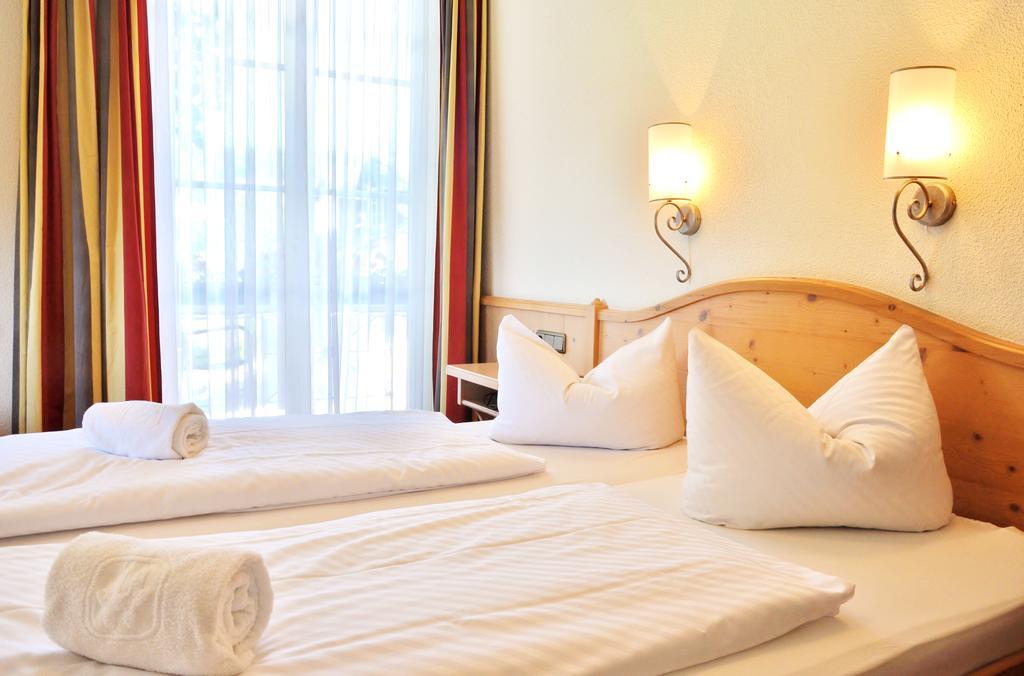 Hotel Alttolkewitzer Hof Dresde Extérieur photo