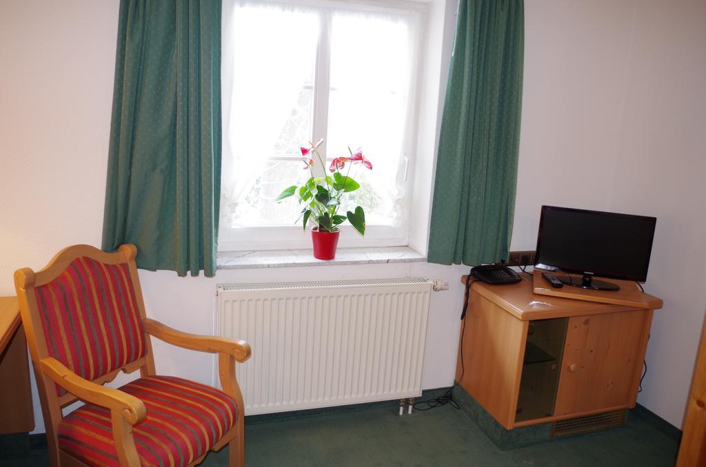 Hotel Alttolkewitzer Hof Dresde Extérieur photo