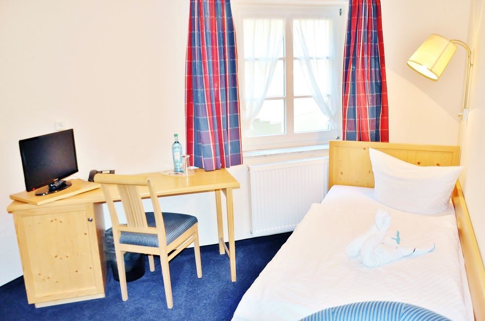 Hotel Alttolkewitzer Hof Dresde Extérieur photo