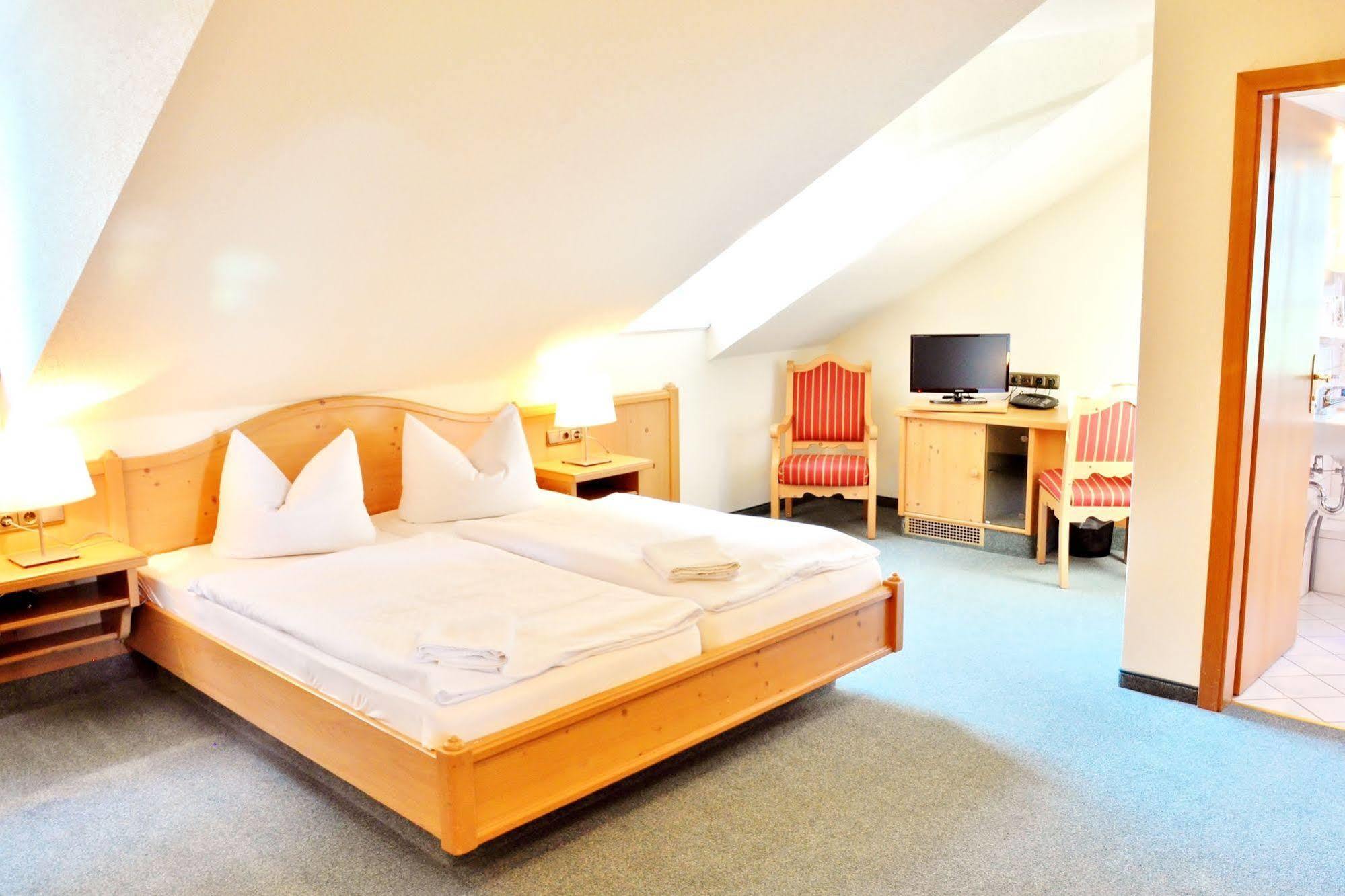 Hotel Alttolkewitzer Hof Dresde Extérieur photo